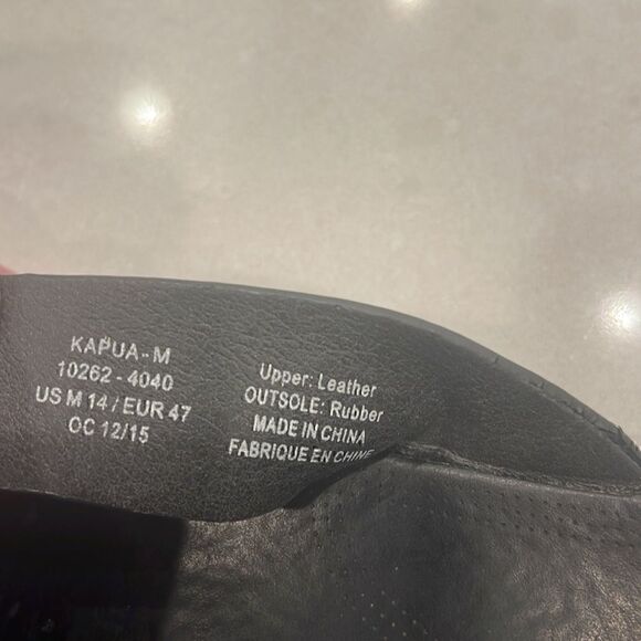 Olukai mens Sandals size 14, excellent condition, black leather, Great brand. main image 10